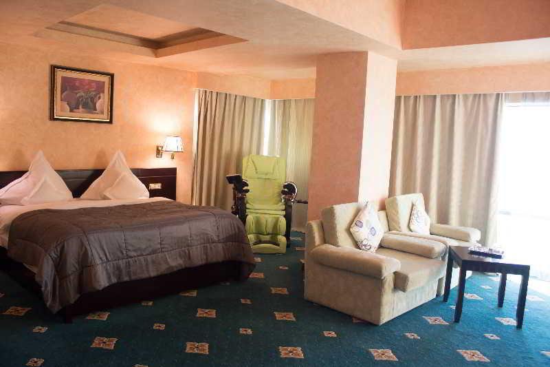 Hotel Delta 4 Tulcsa Kültér fotó