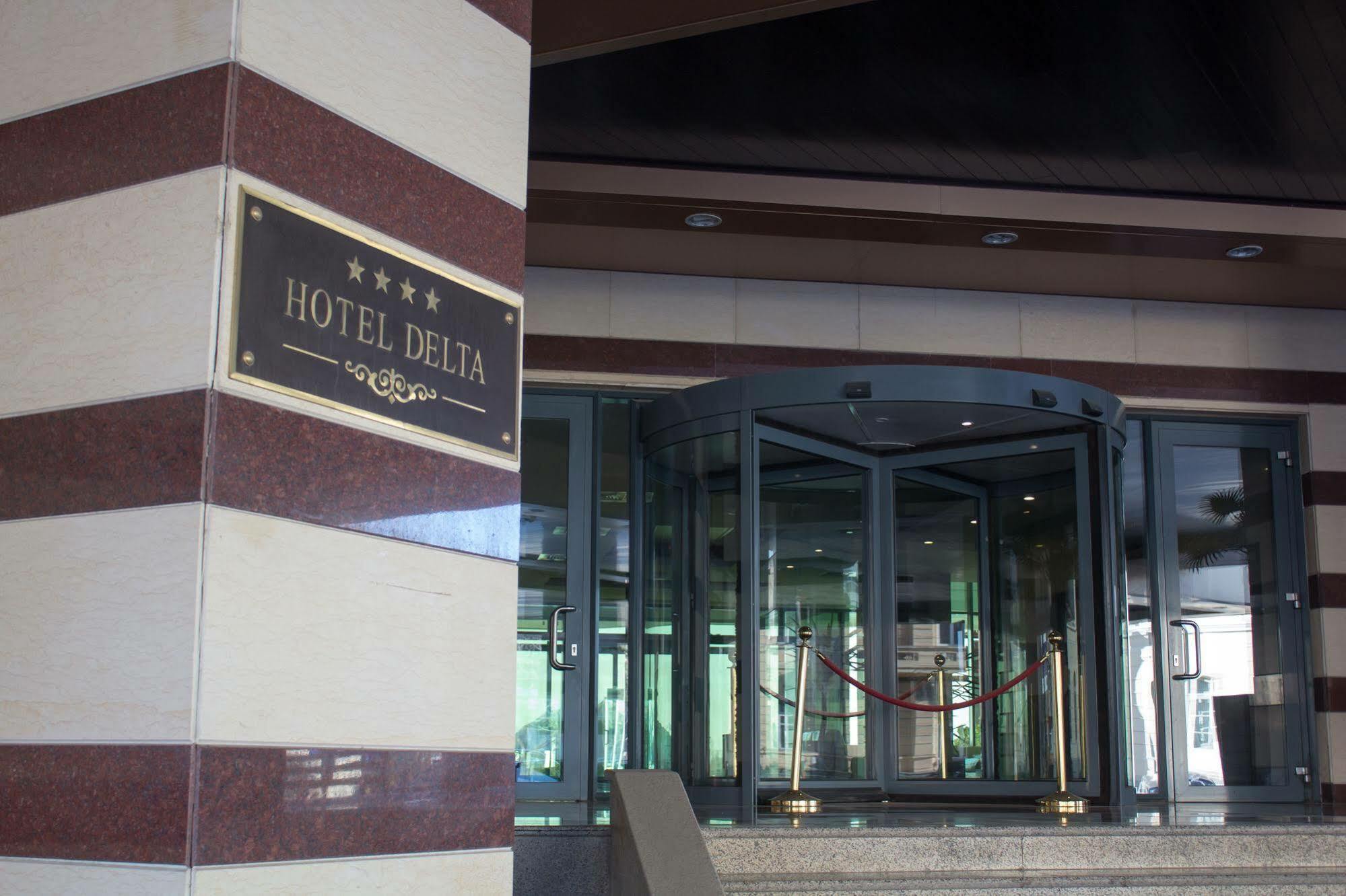 Hotel Delta 4 Tulcsa Kültér fotó