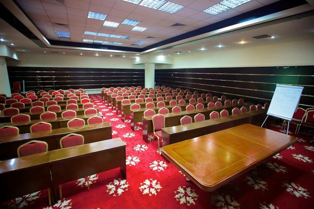 Hotel Delta 4 Tulcsa Kültér fotó